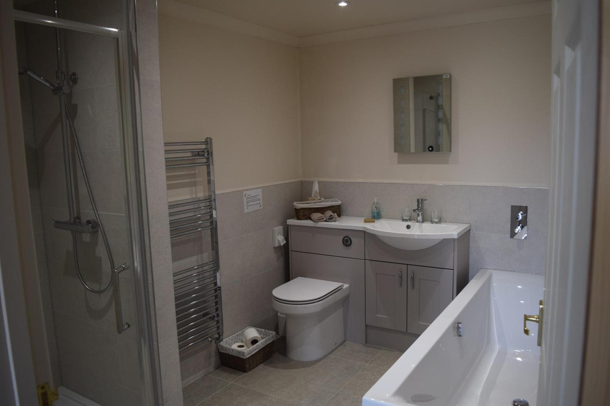 Sandhurst Farm Forge Self Catering Stableblock Sittingbourne Exterior photo