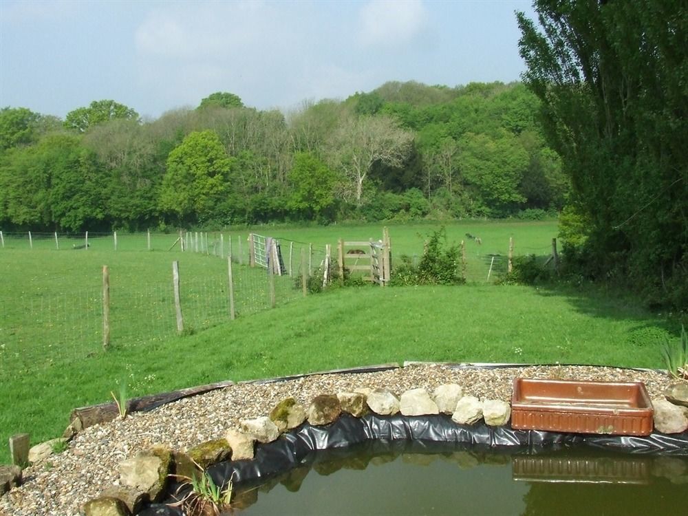 Sandhurst Farm Forge Self Catering Stableblock Sittingbourne Exterior photo